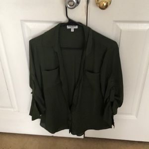 Medium Gently used express shirt